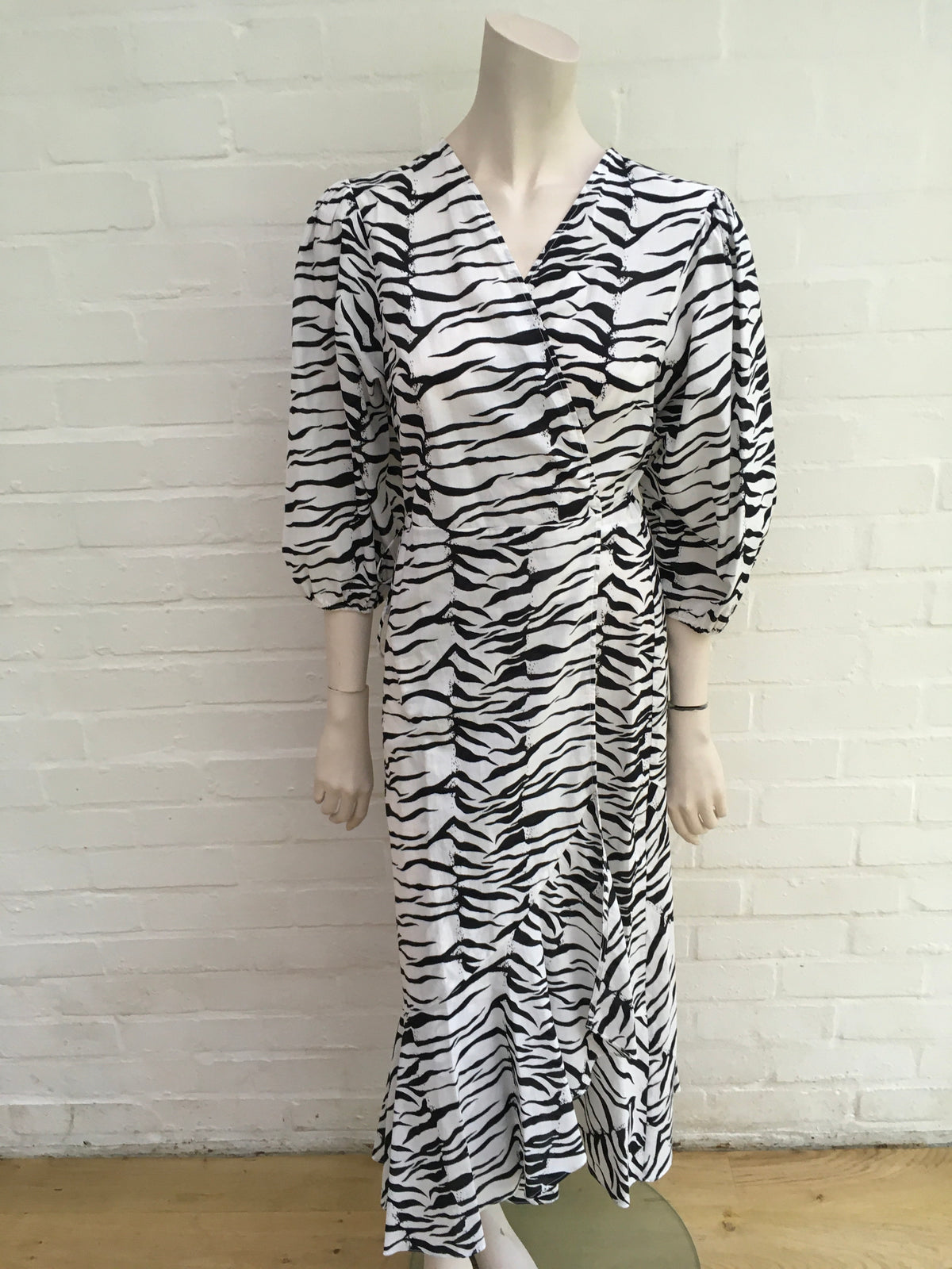 RIXO Noleen tiger-print cotton-voile wrap dress Size S Small ladies
