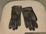 Black Leather Silk Lining Short Gloves Size 7 1/2 ladies