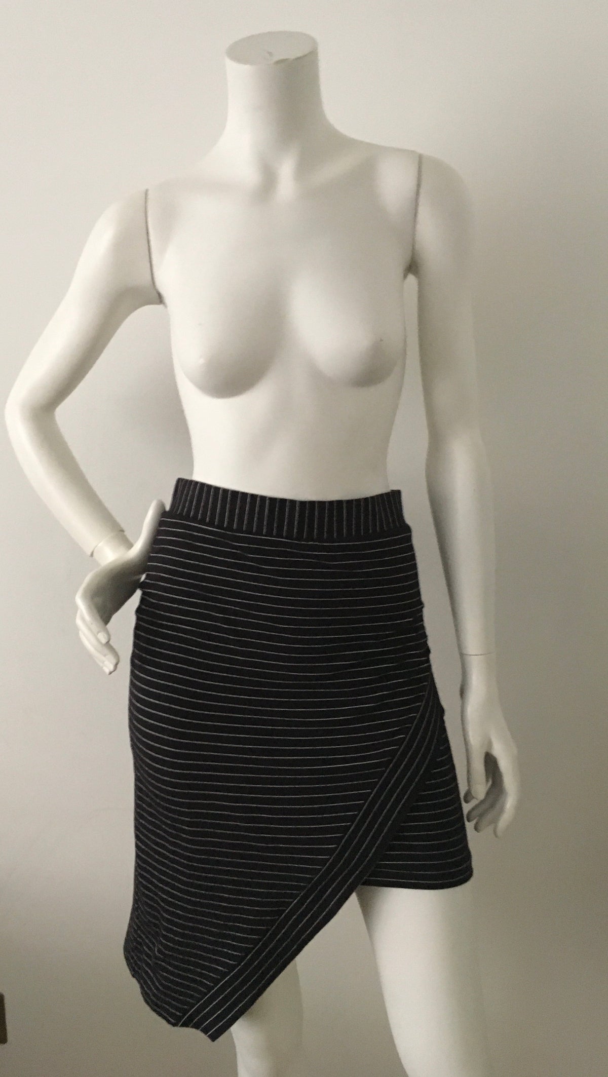 Melon Melon Artsy Brasil Striped Asymmetric MINI SKIRT SIZE 40   ladies