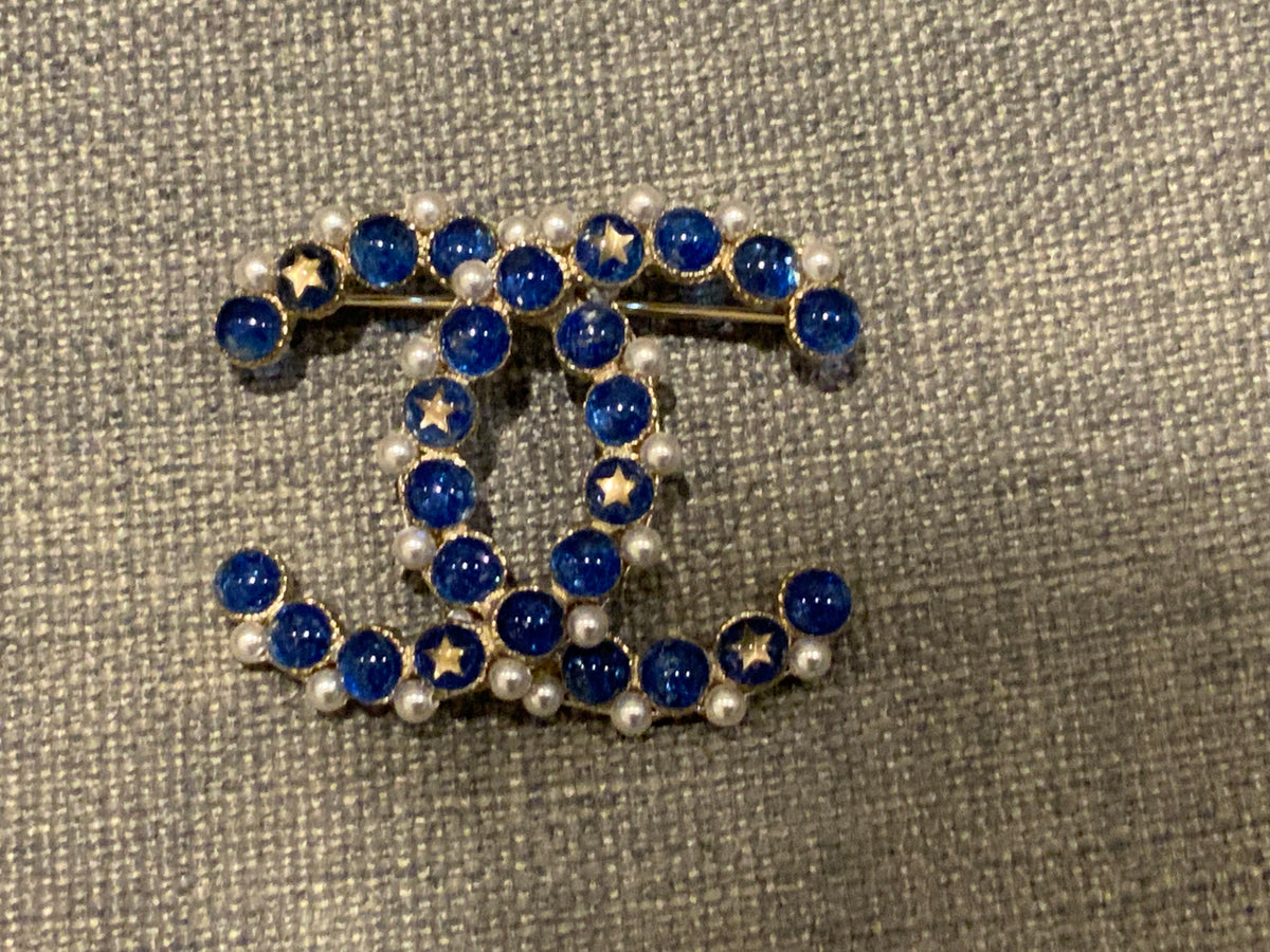 CHANEL CC Gripoix Pearl Star Brooch Gold Blue Pearls ladies