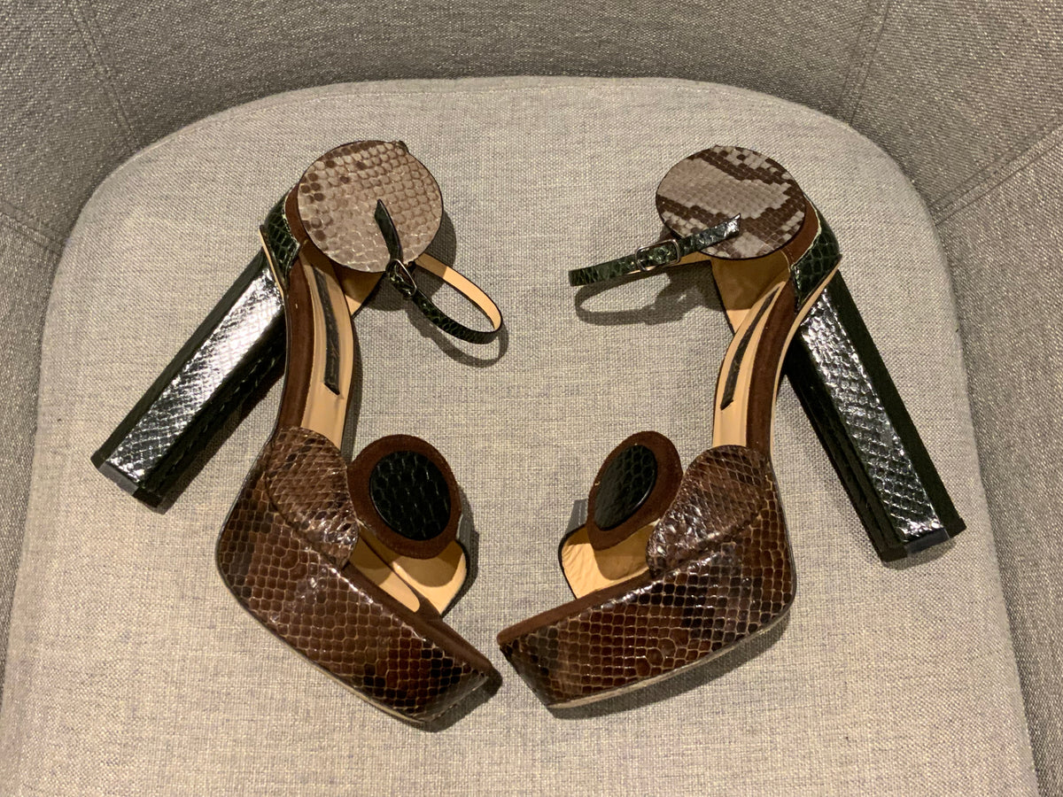 $1275 Chrissie Morris Heels Snakeskin Sandals 37 UK 4 US 7 ladies