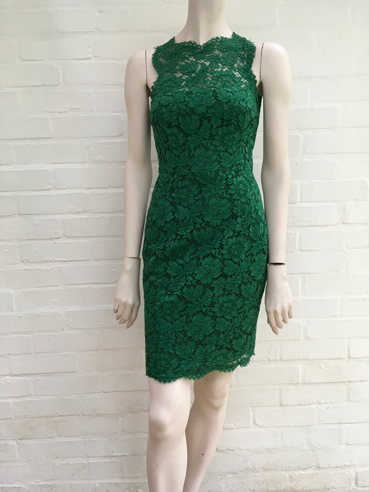 Valentino Green Lace Fitted Dress Bow Detail Dress SO ELEGANT Size XS ladies