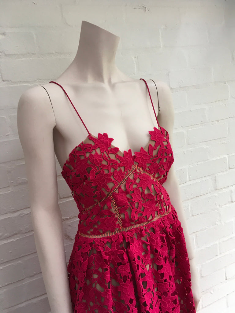 Self Portrait Azaelea Red Heavy Lace Midi Dress SIZE UK 10 US 6 Ladies Afashionistastore Self Portrait Azaelea Red Heavy Lace Midi Dress SIZE UK 10 US 6 Ladies Afashionistastore