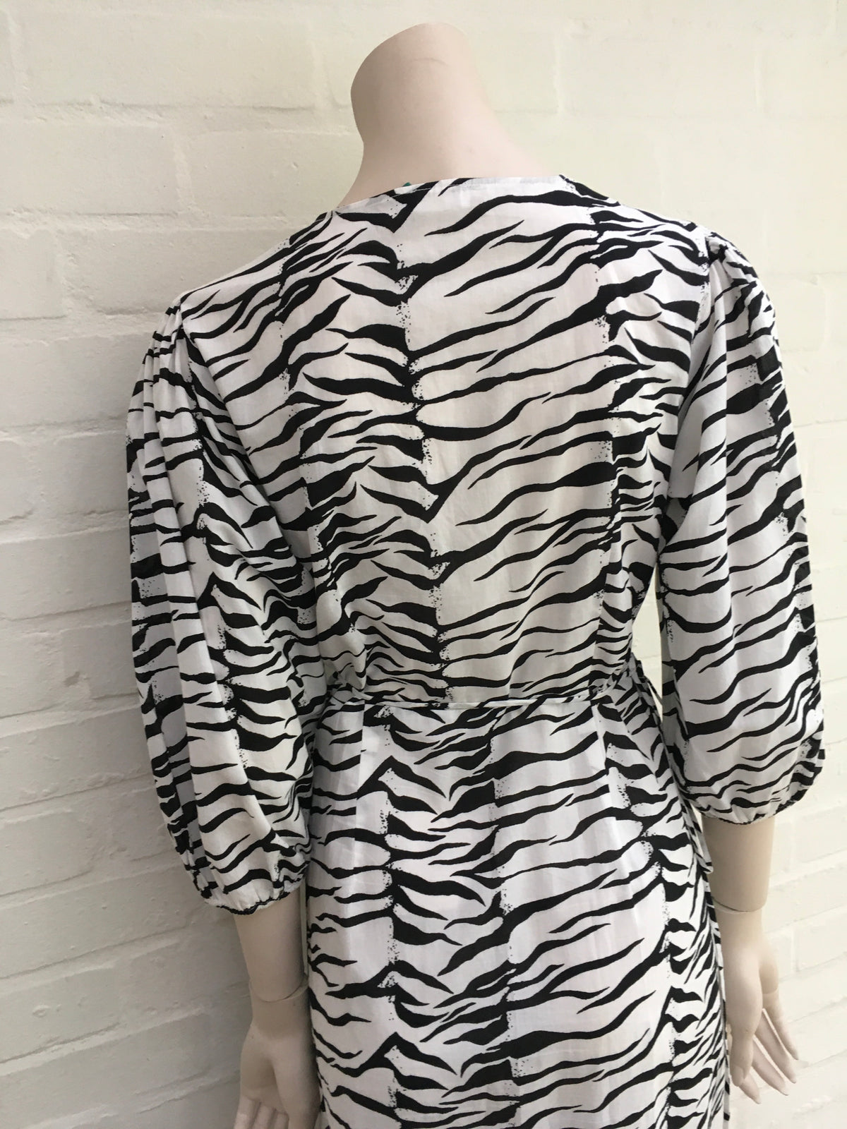 RIXO Noleen tiger-print cotton-voile wrap dress Size S Small ladies