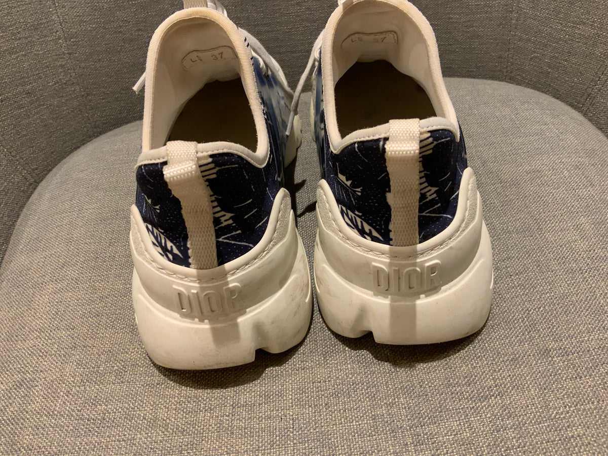 CHRISTIAN DIOR D-Connect Butterfly Tropicalia Lace Up Flat Trainers Sneakers 37 ladies