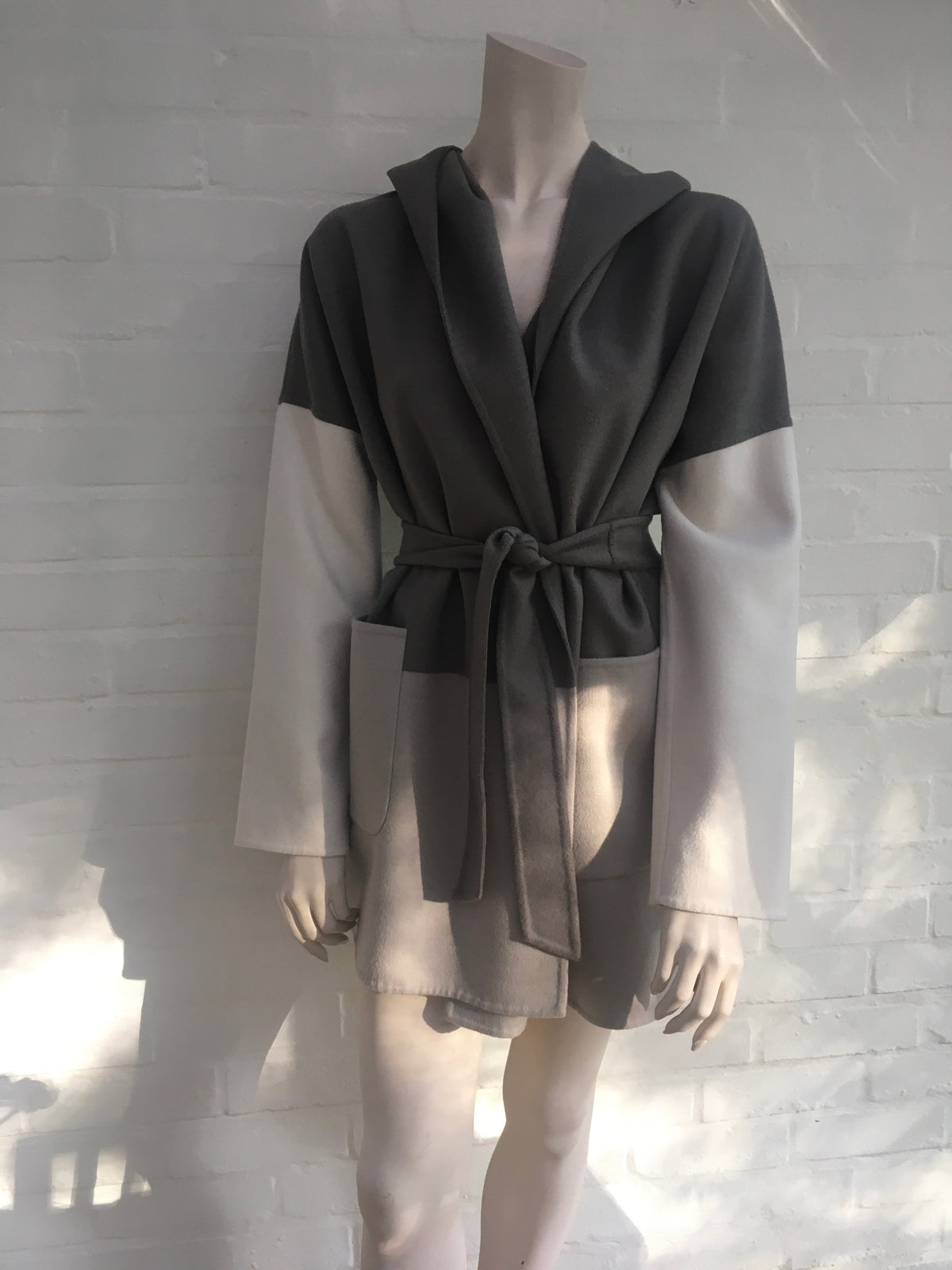 Max Mara Women's Gray Taupe Arpa Hooded Angora Coat Ladies
