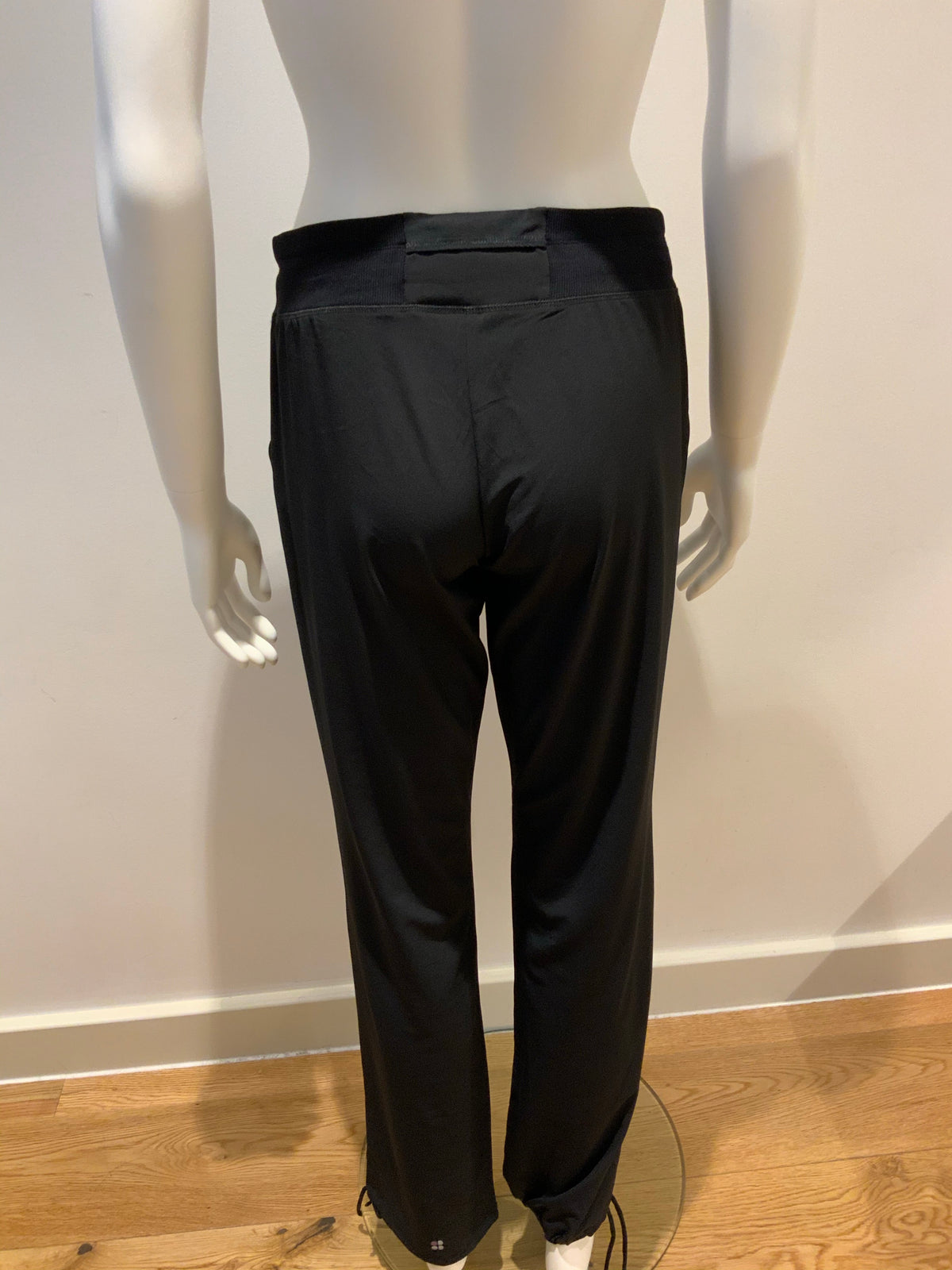 Sweaty Betty Sportswear Garudasana Yoga Sweatpants Size Small or Medium ladies