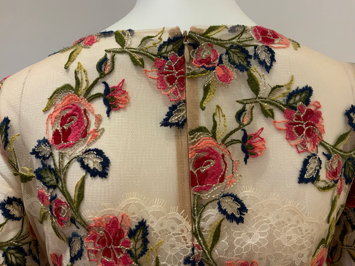 Notte by Marchesa Tull Floral Embroidered SO COUTURE Dress Size US 4 UK 8 Small ladies
