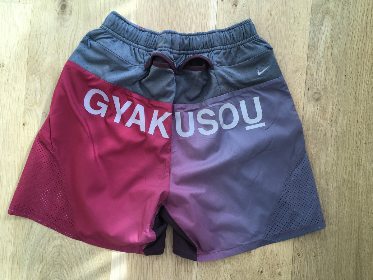NIKE X UNDERCOVER GYAKUSOU AS UC 5" WOVEN SHORT size M MEDIUM men