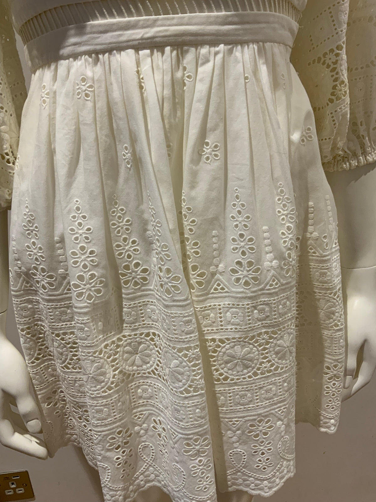 ZIMMERMANN Kali Embroidered Cotton Ivory Dress Size 0P Petite ladies