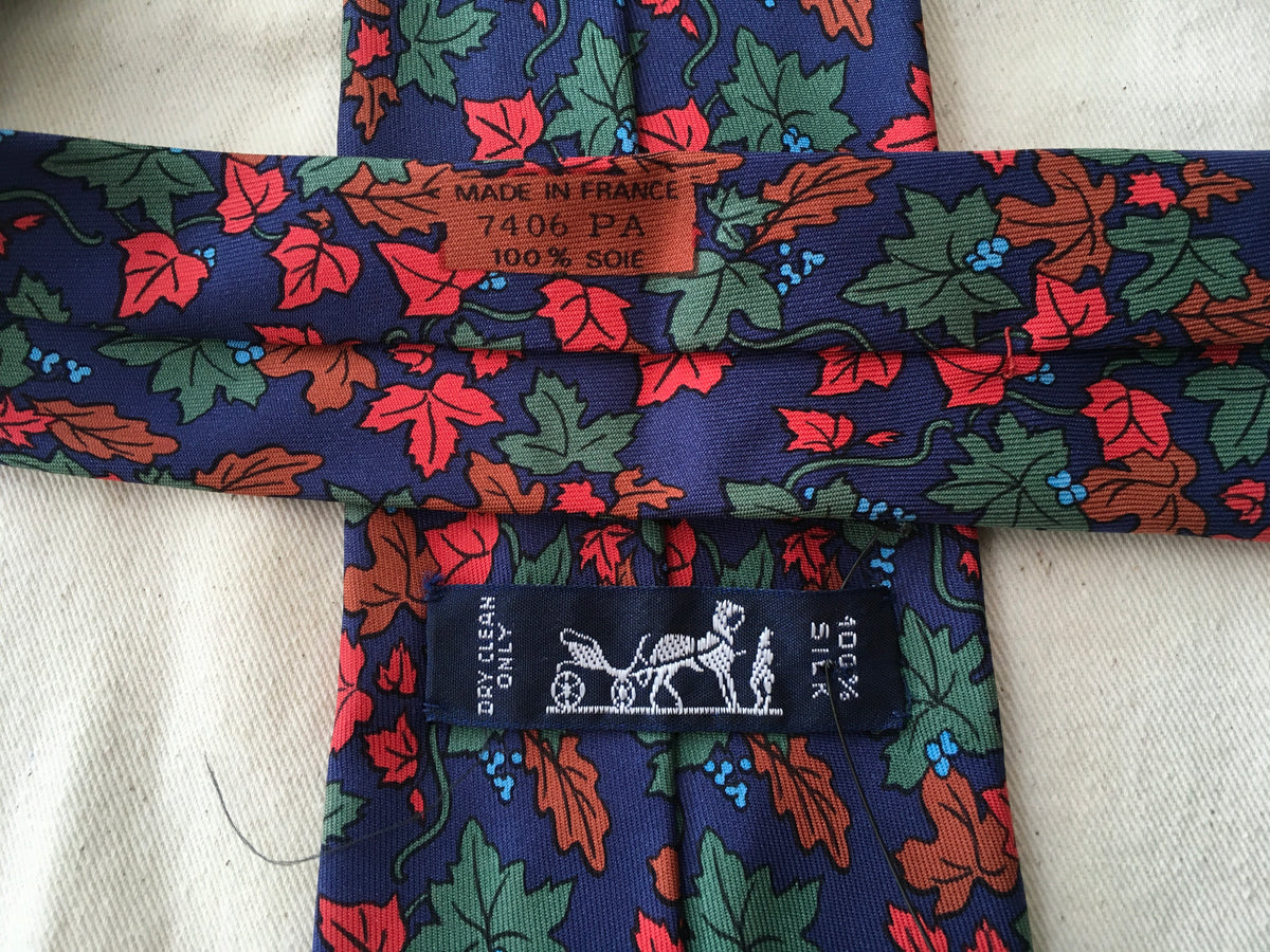 Hermès HERMES Paris Silk Leaf Print Tie 7406 PA 100% AUTHENTIC Men