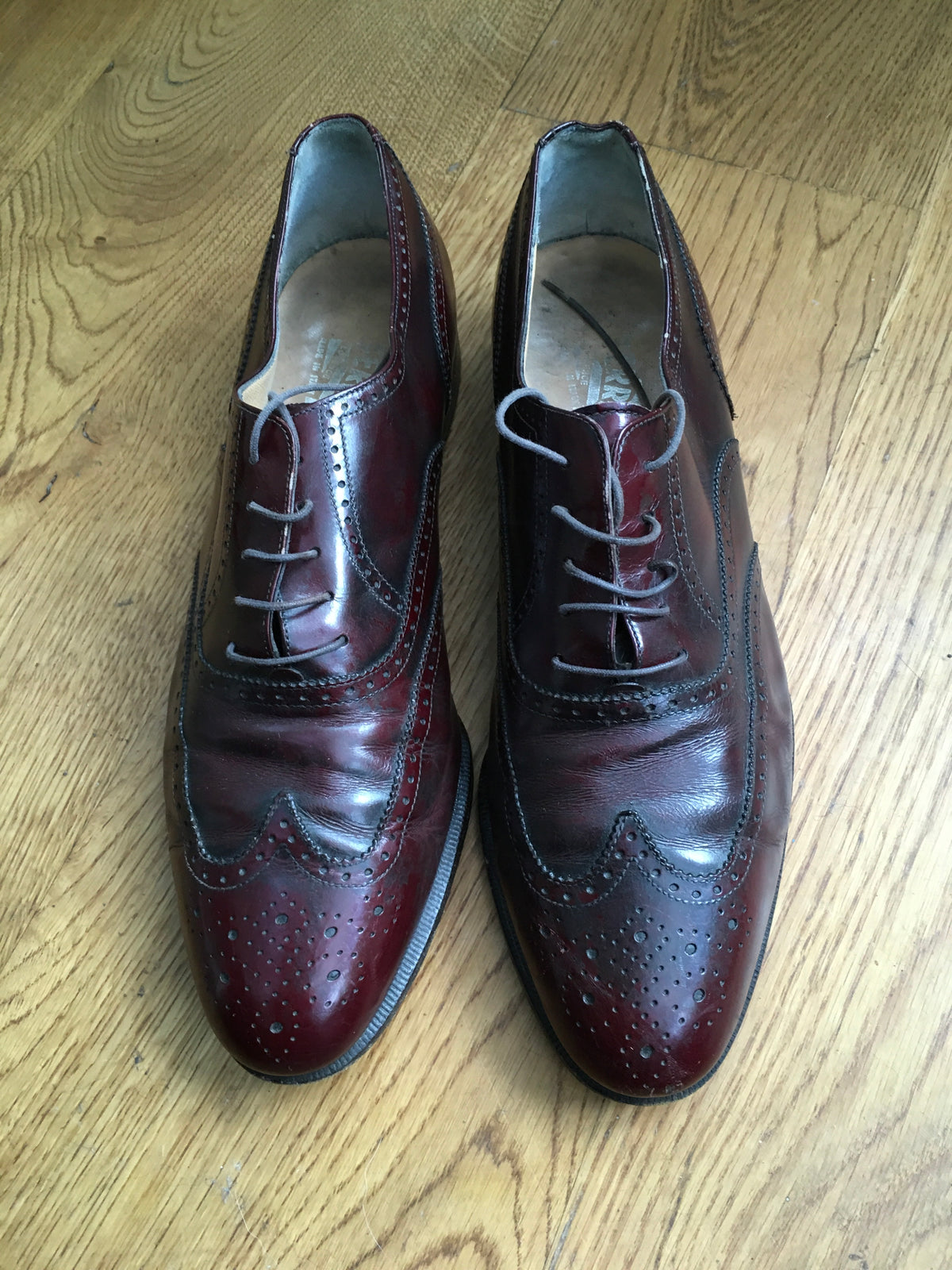 Salvatore Ferragamo Wingtip Leather Oxford Dress Shoes Size 9 1/2 D MEN