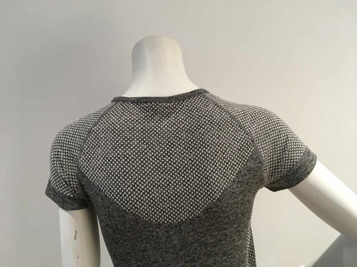 WORK OUT Women's Slim fit Grey T Shirts SIZE UK 10 / 12 ladies