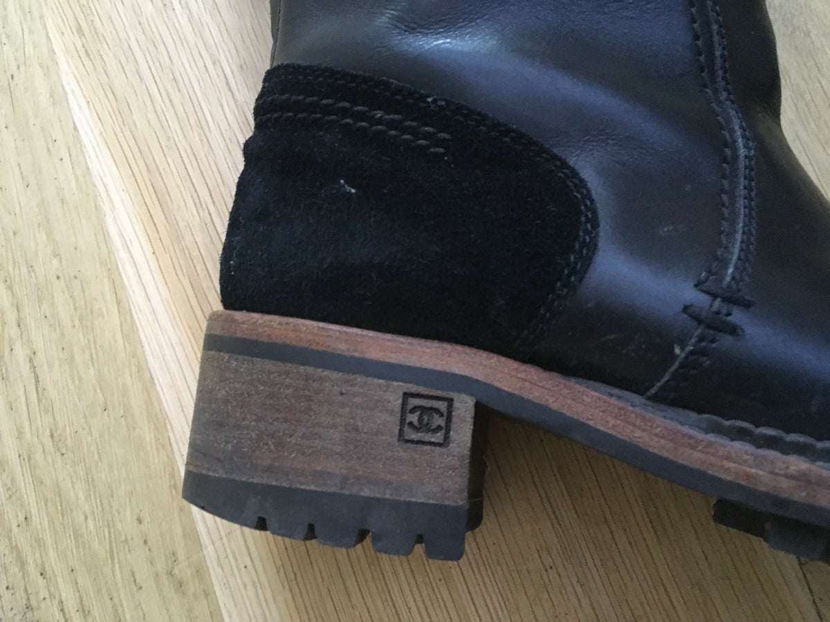 CHANEL Leather CC Black Boots Ankle Boots Leather Booties Size 39 Ladies