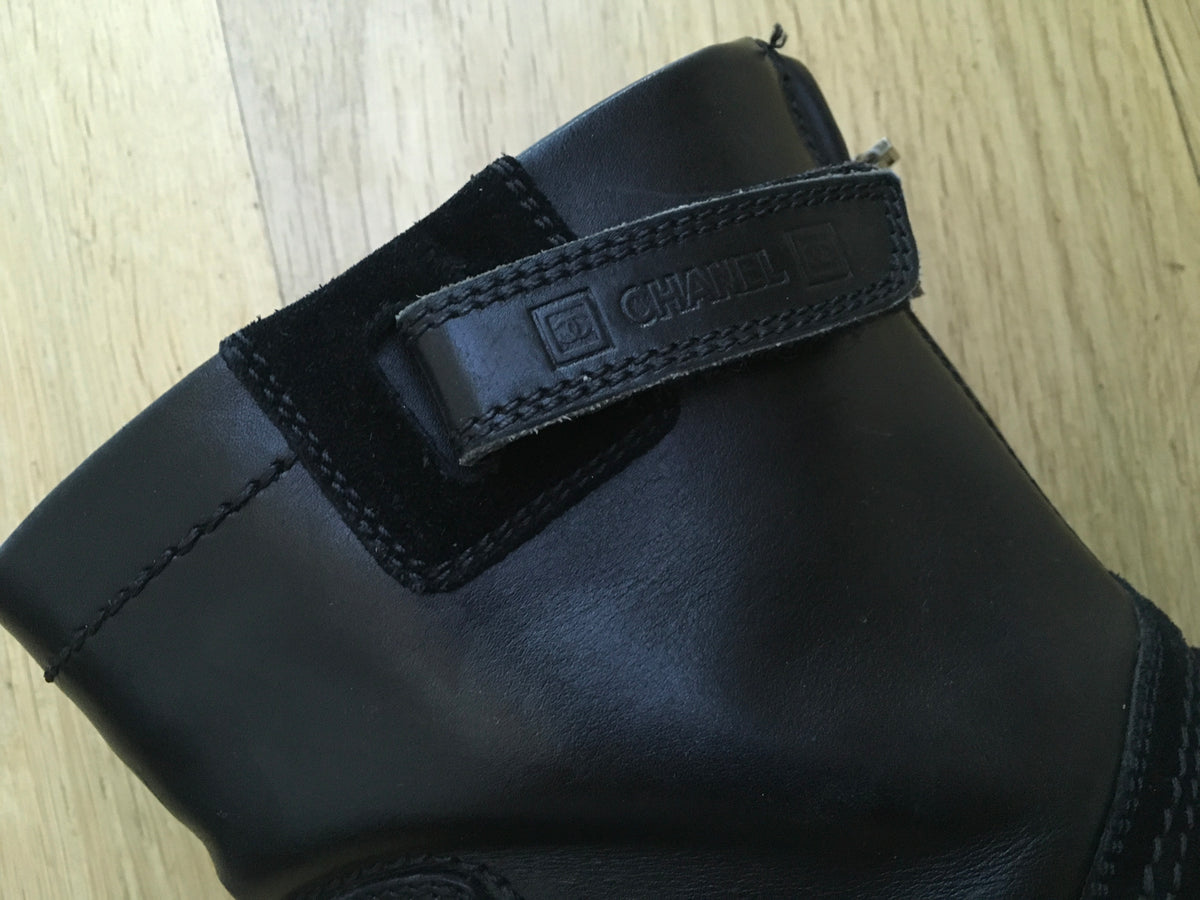 CHANEL Leather CC Black Boots Ankle Boots Leather Booties Size 39 Ladies
