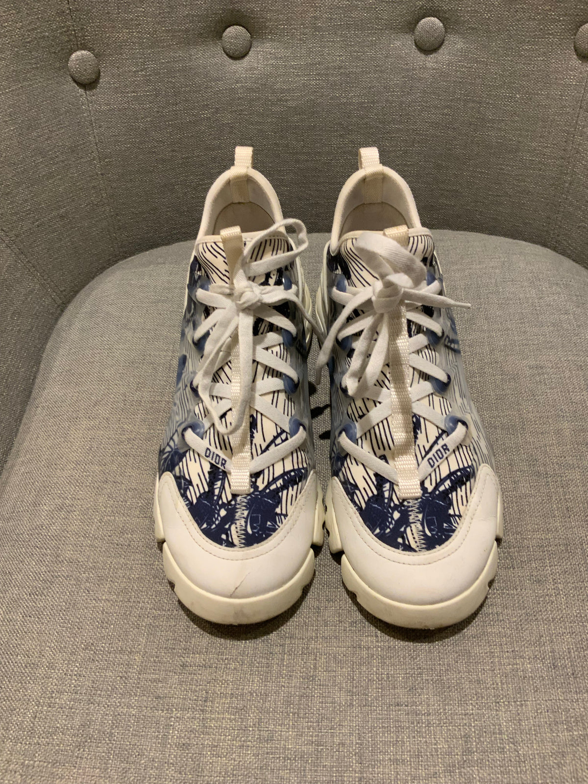 CHRISTIAN DIOR D-Connect Butterfly Tropicalia Lace Up Flat Trainers Sneakers 37 ladies