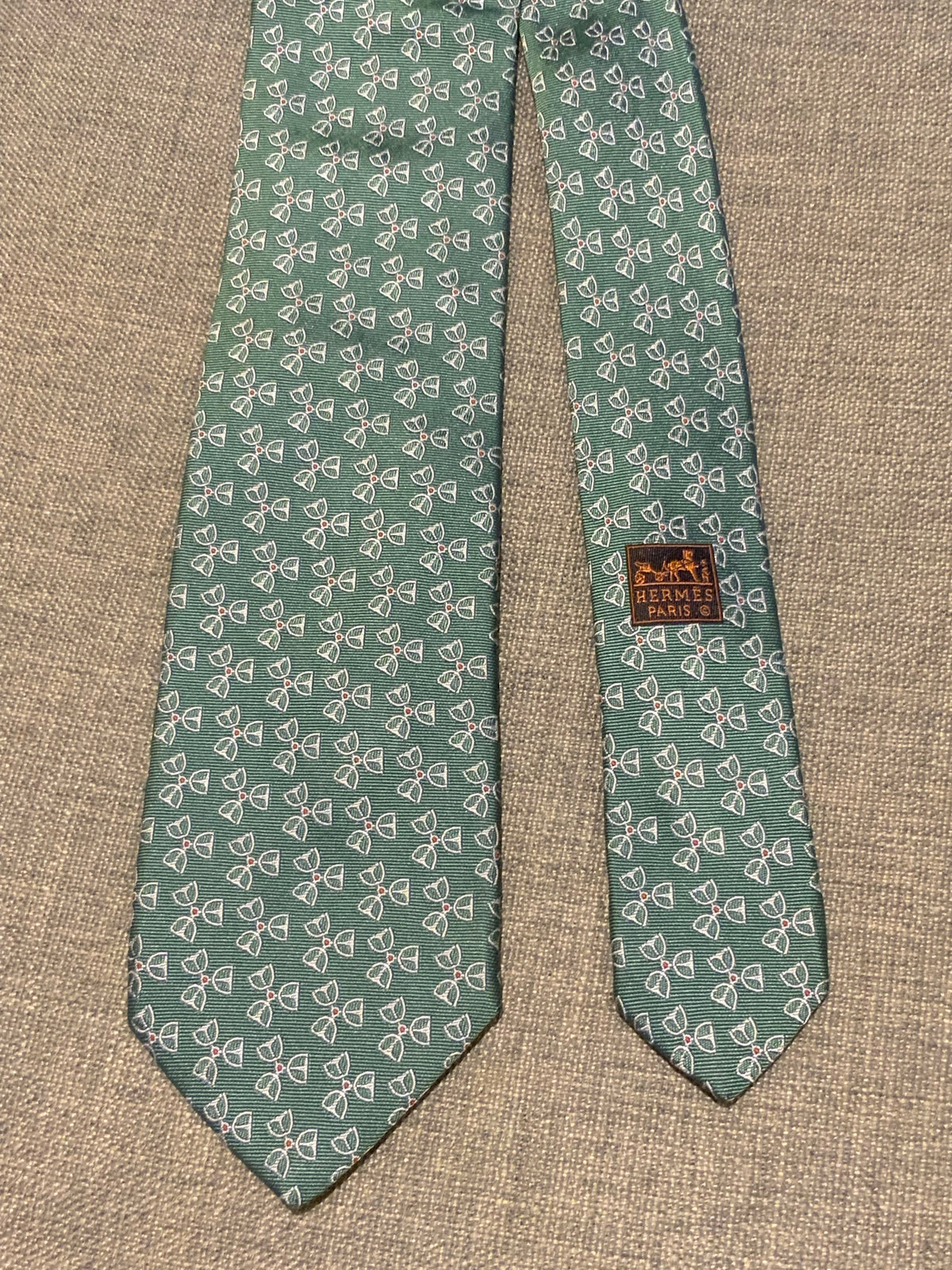 Hermès HERMES Paris Silk 655483 T Green NeckTie 100% AUTHENTIC Men