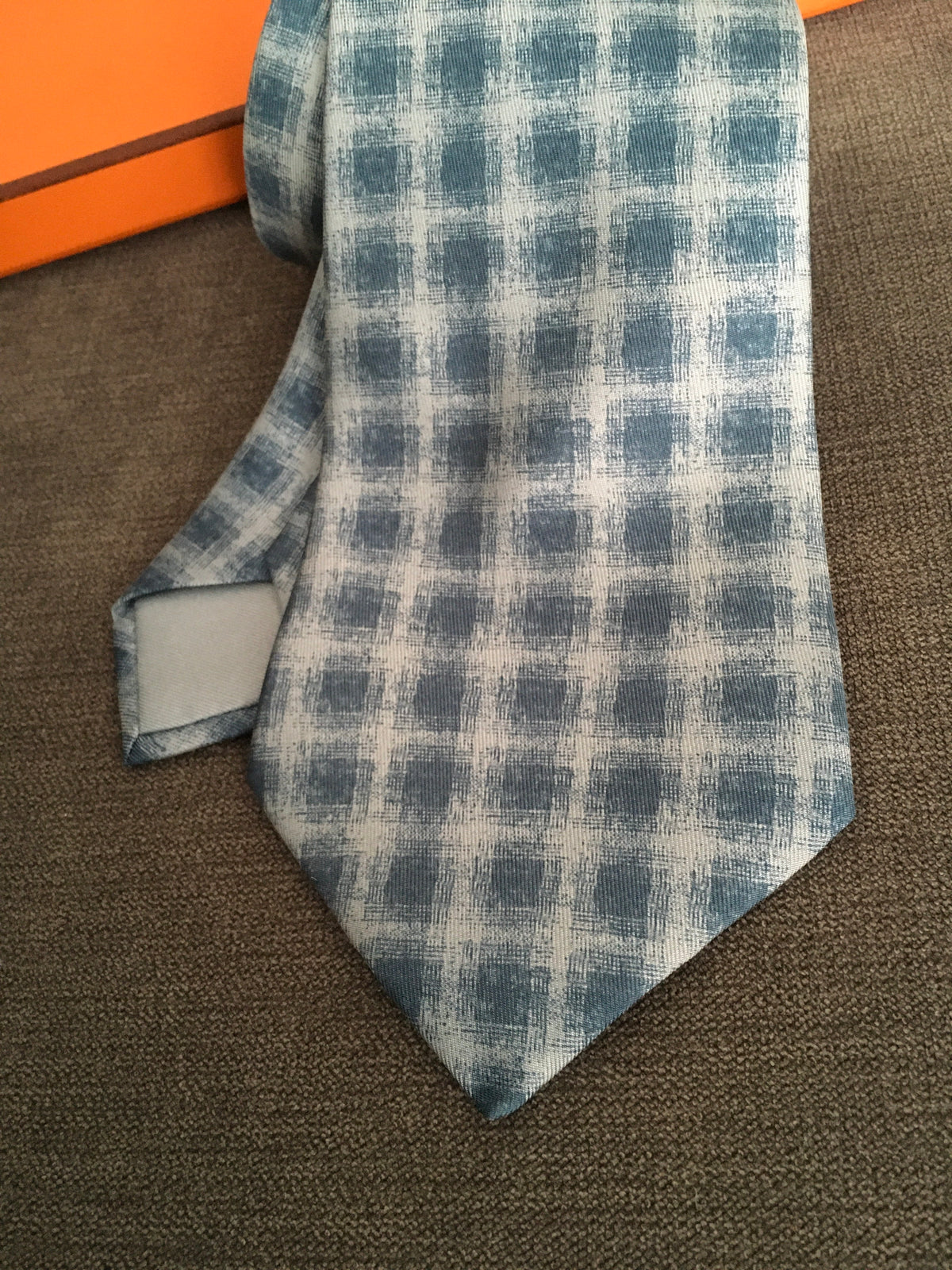 Hermès HERMES Paris Silk Blue Print Tie 91 HA 100% AUTHENTIC Men