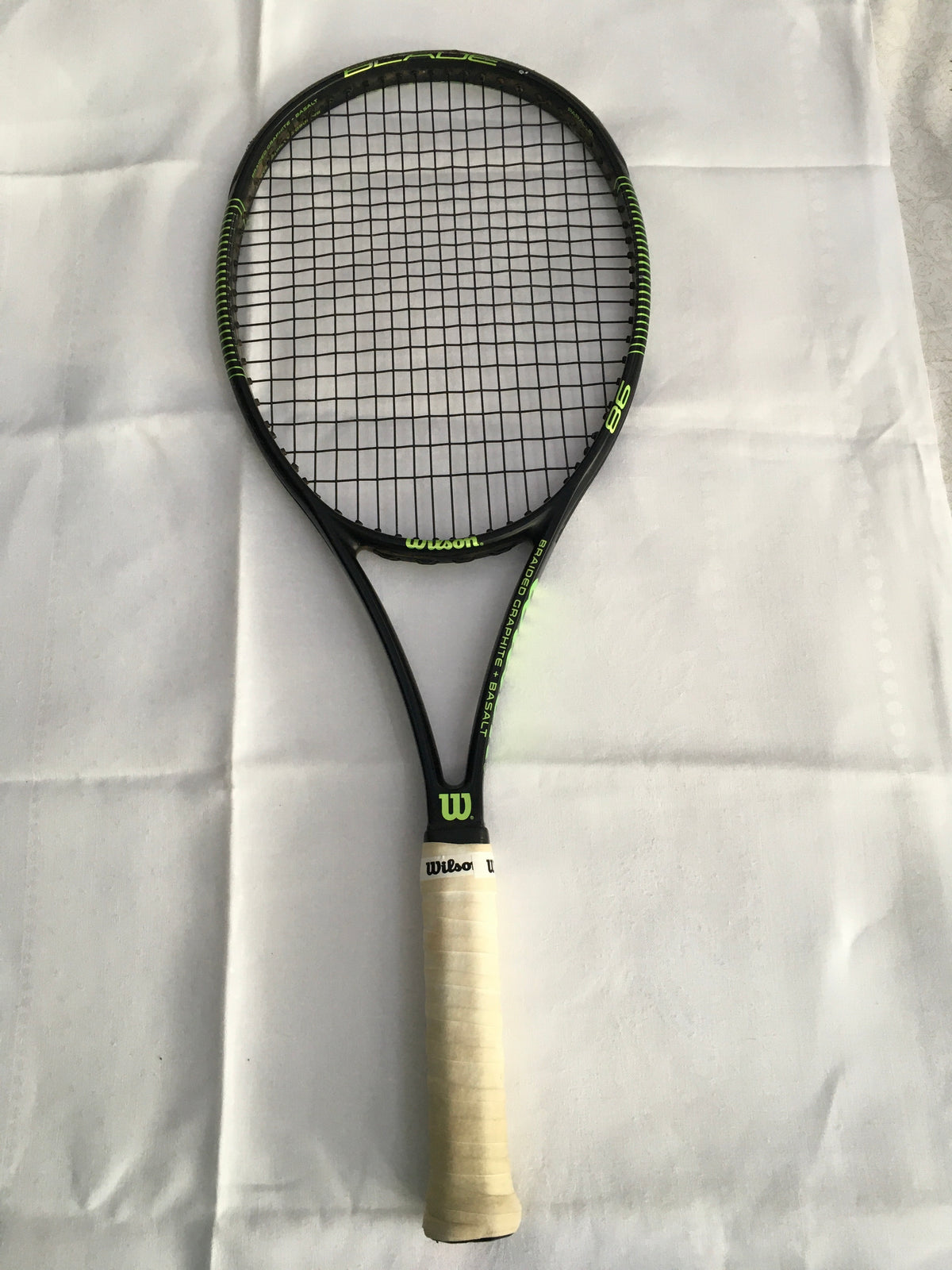 Wilson Blade 98 18×20 Tennis Racquet Racket