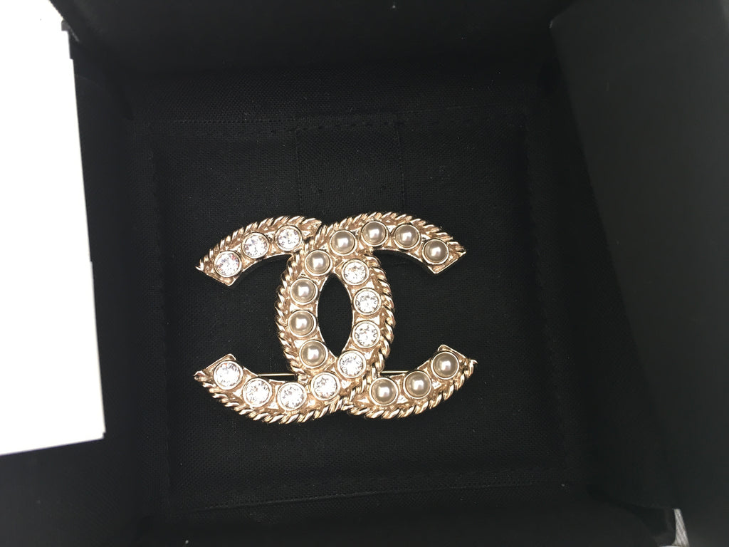 CHANEL Gold CC Crystal Pearl Large Brooch Circa 2020 - Chelsea