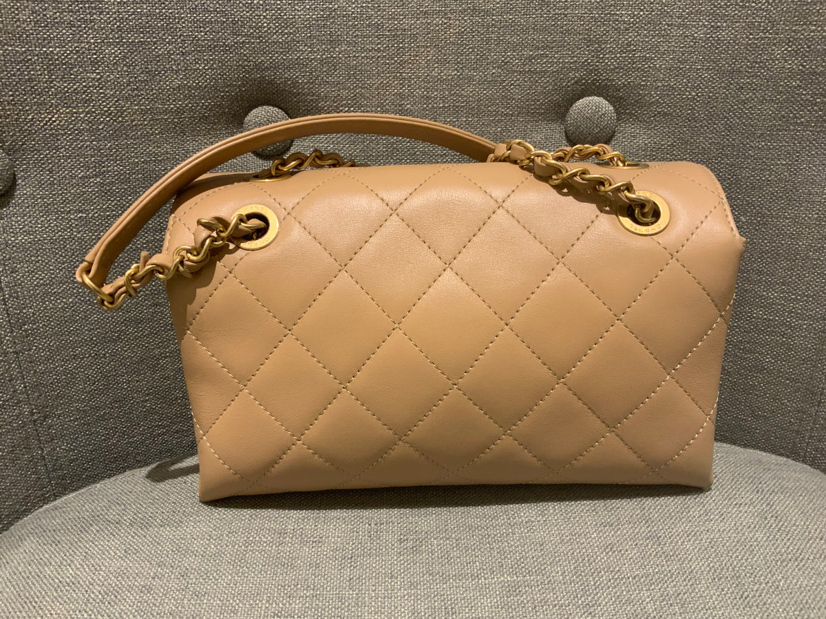 Chanel SOLD OUT Logo Calfskin Quilted Small Enchained Flap Beige Bag Handbag ladies