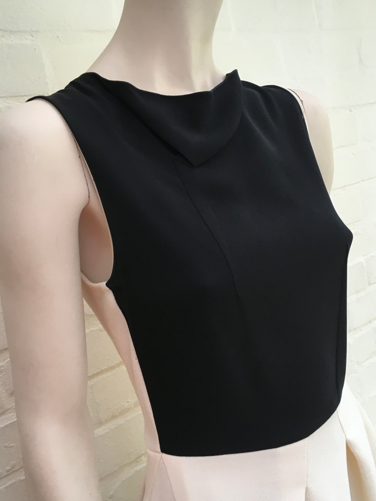 Roland Mouret RUNAWAY Antila wool-crepe Dress UK 8 US 4 IT 40 FR 36 S ladies