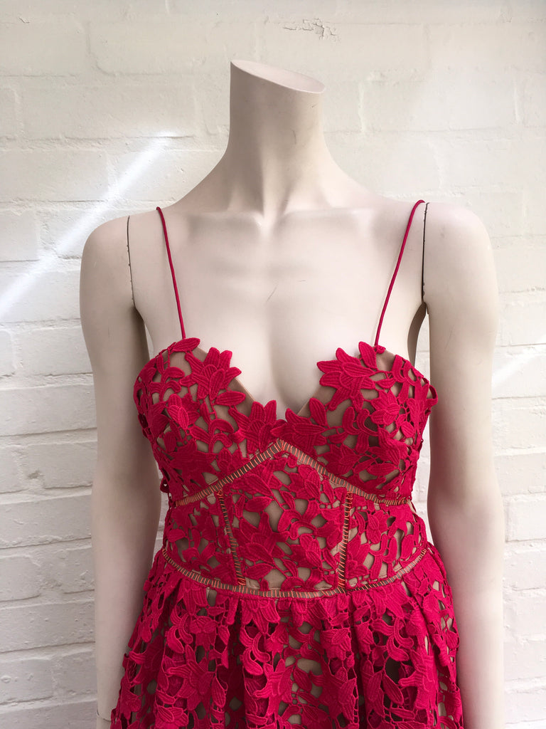 Self Portrait Azaelea Red Heavy Lace Midi Dress SIZE UK 10 US 6 Ladies Afashionistastore Self Portrait Azaelea Red Heavy Lace Midi Dress SIZE UK 10 US 6 Ladies Afashionistastore