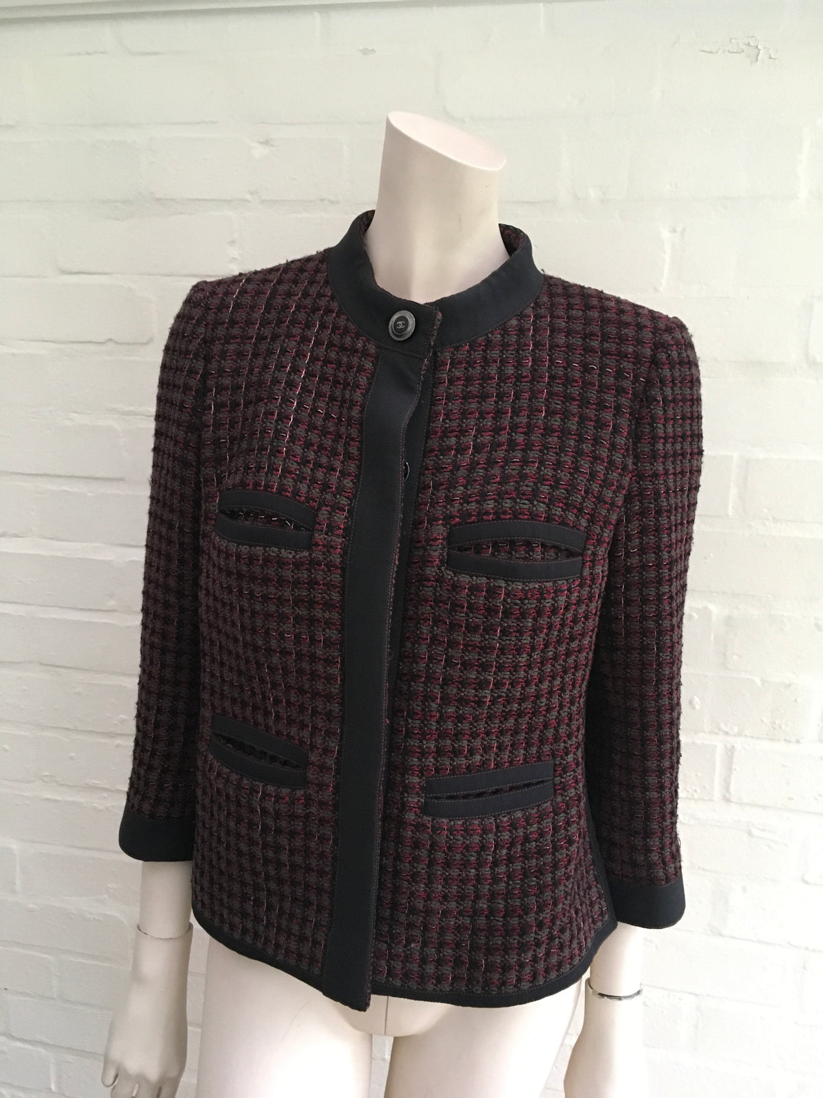 CHANEL Burgundy Fantasy Tweed Jacket 15K Blazer Ladies