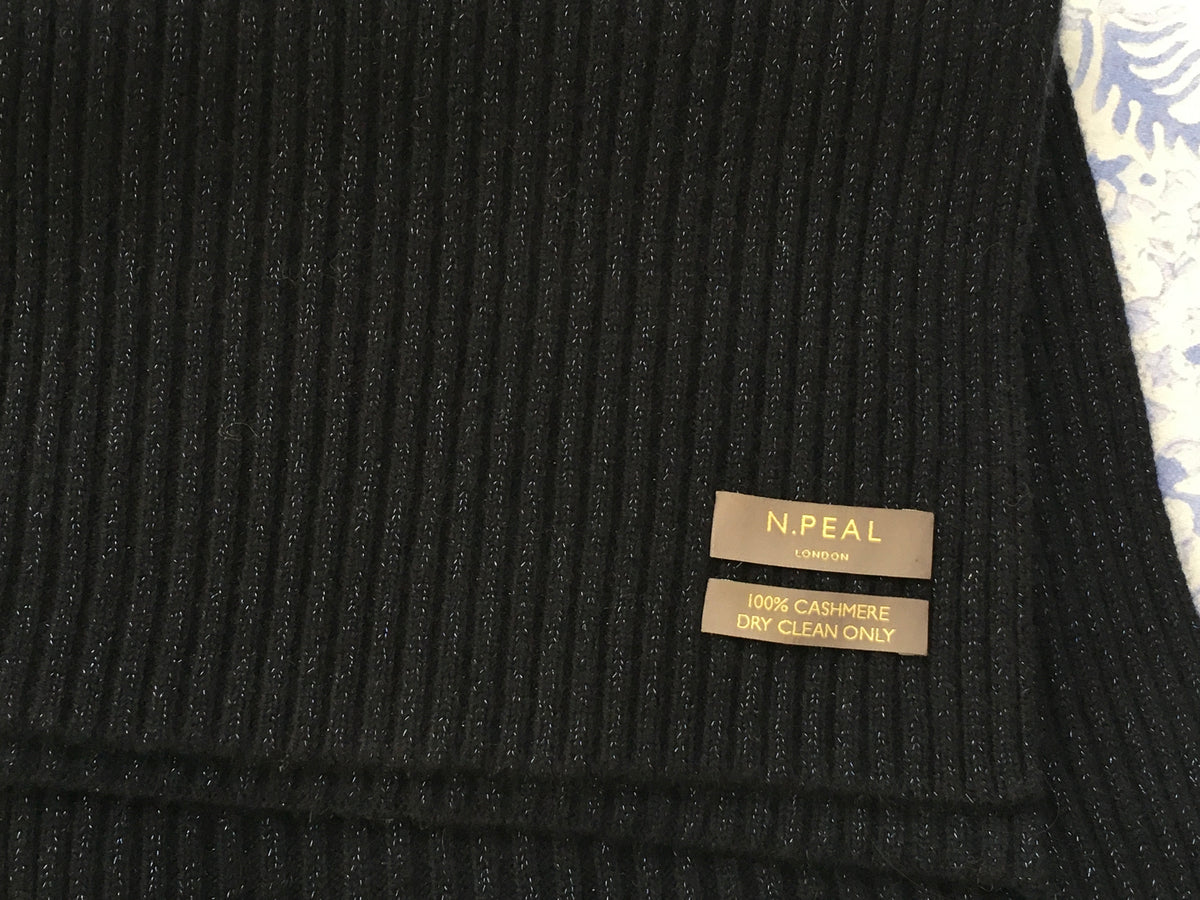 N.Peal Navy Cashmere Knit Shawl Scarf ladies