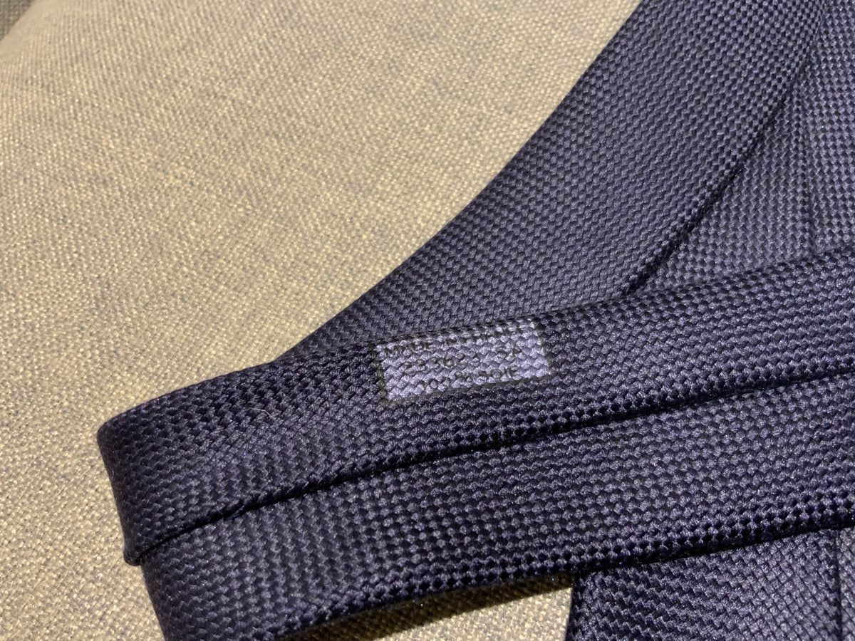 Hermès HERMES Paris Silk 233623 SA Heavy Silk Navy 100% AUTHENTIC Men