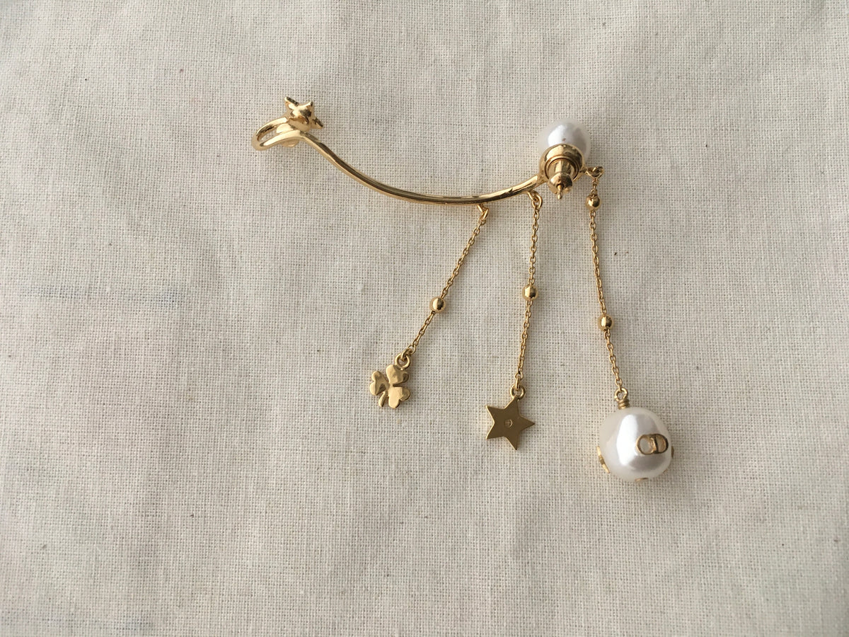 Christian Dior Limited Edition Faux Pearl Perles de Désir Ear Jewelry Cuff ladies