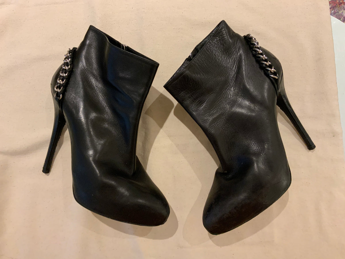 Ralph Lauren Collection Black Chain Leather Platform Ankle Boots/Booties 8 1/2 ladies