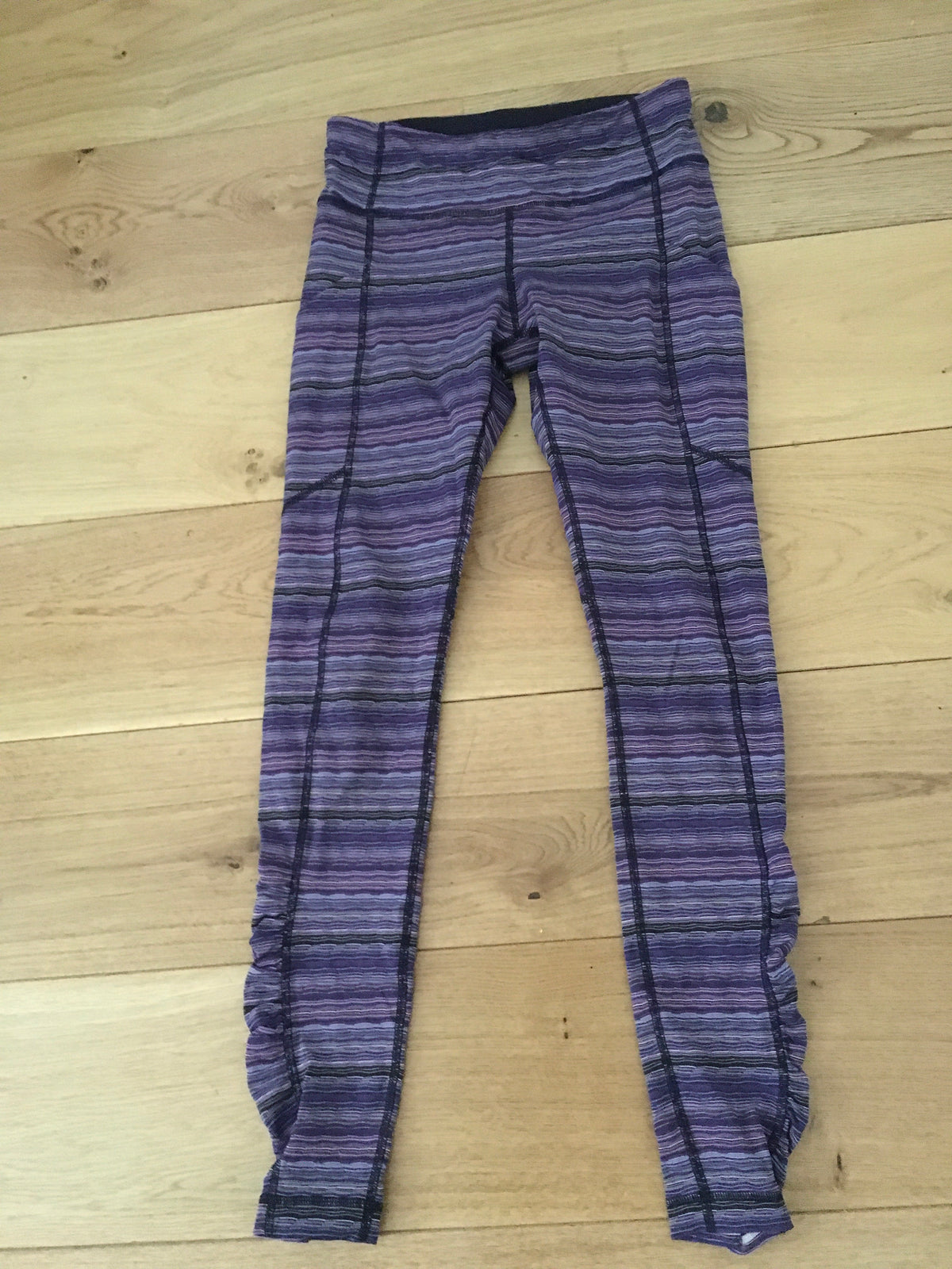 Lululemon Striped Leggings size US 6 UK 10 ladies