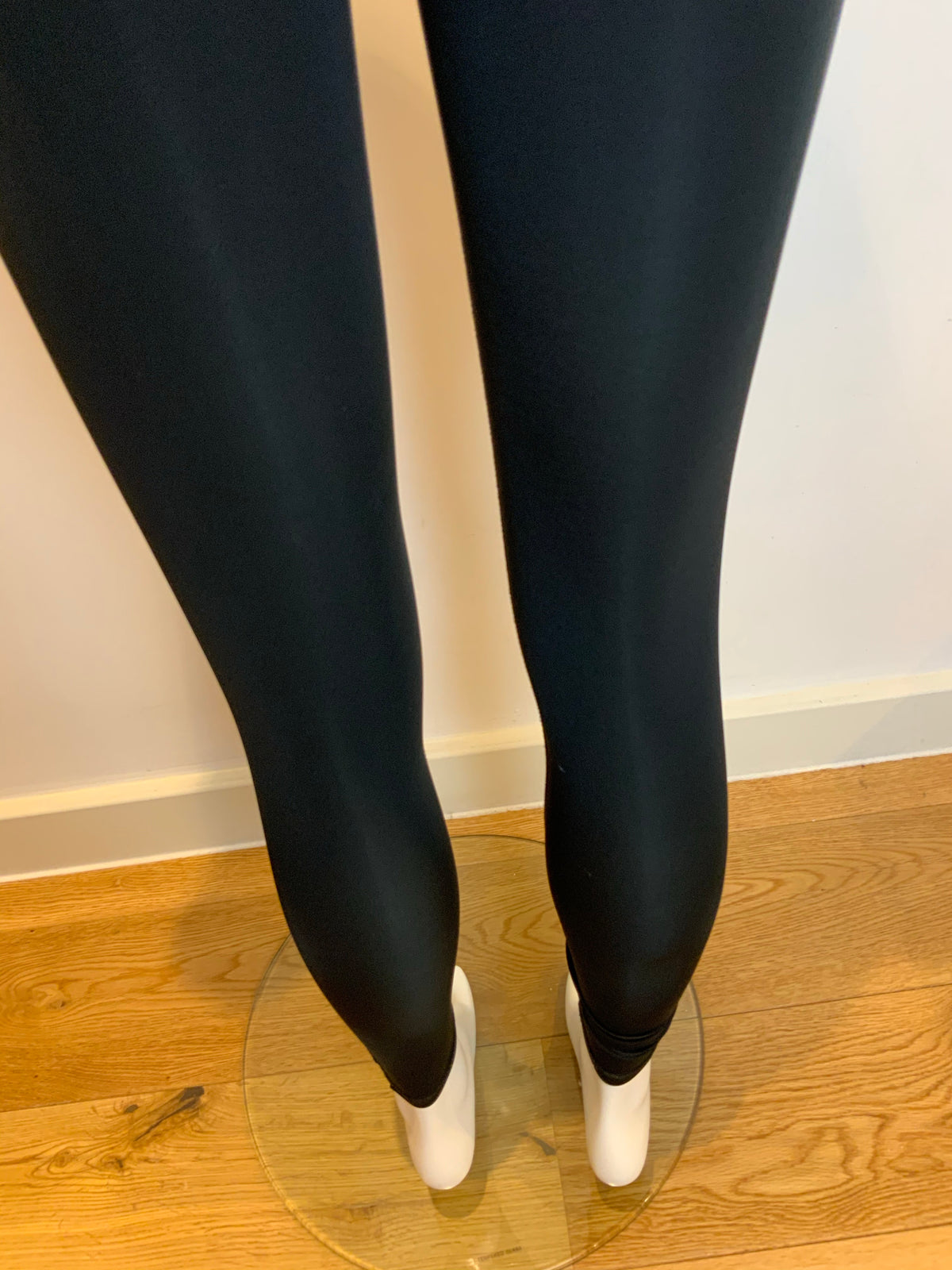 Nike Sportswear Women's 7/8 Tights Black / Metallic Silver Size XS ladies