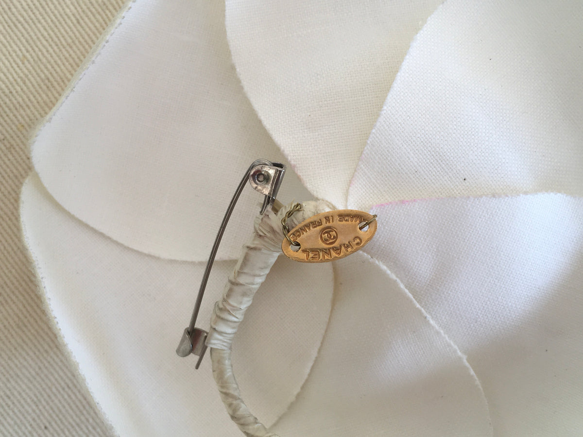 CHANEL Camellia rose Vintage Rare brooch ladies