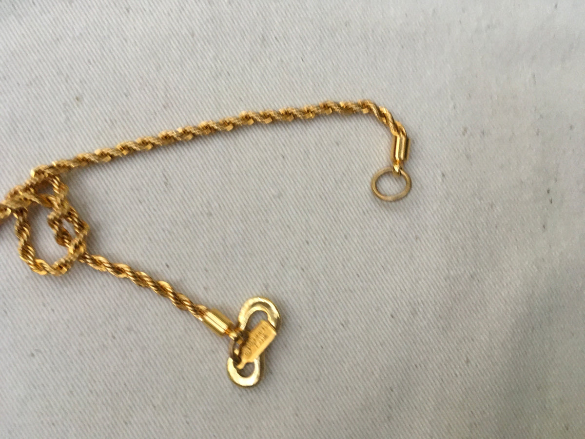 Kenneth Jay Lane Resin Tusk Pendant Necklace Chain Ladies