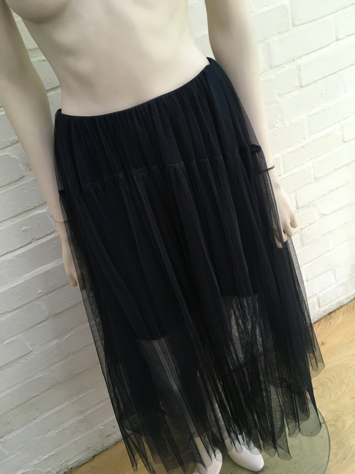 Topshop Navy Tulle Midi Skirt By Lace UK 8 US 4 EU 36 ladies