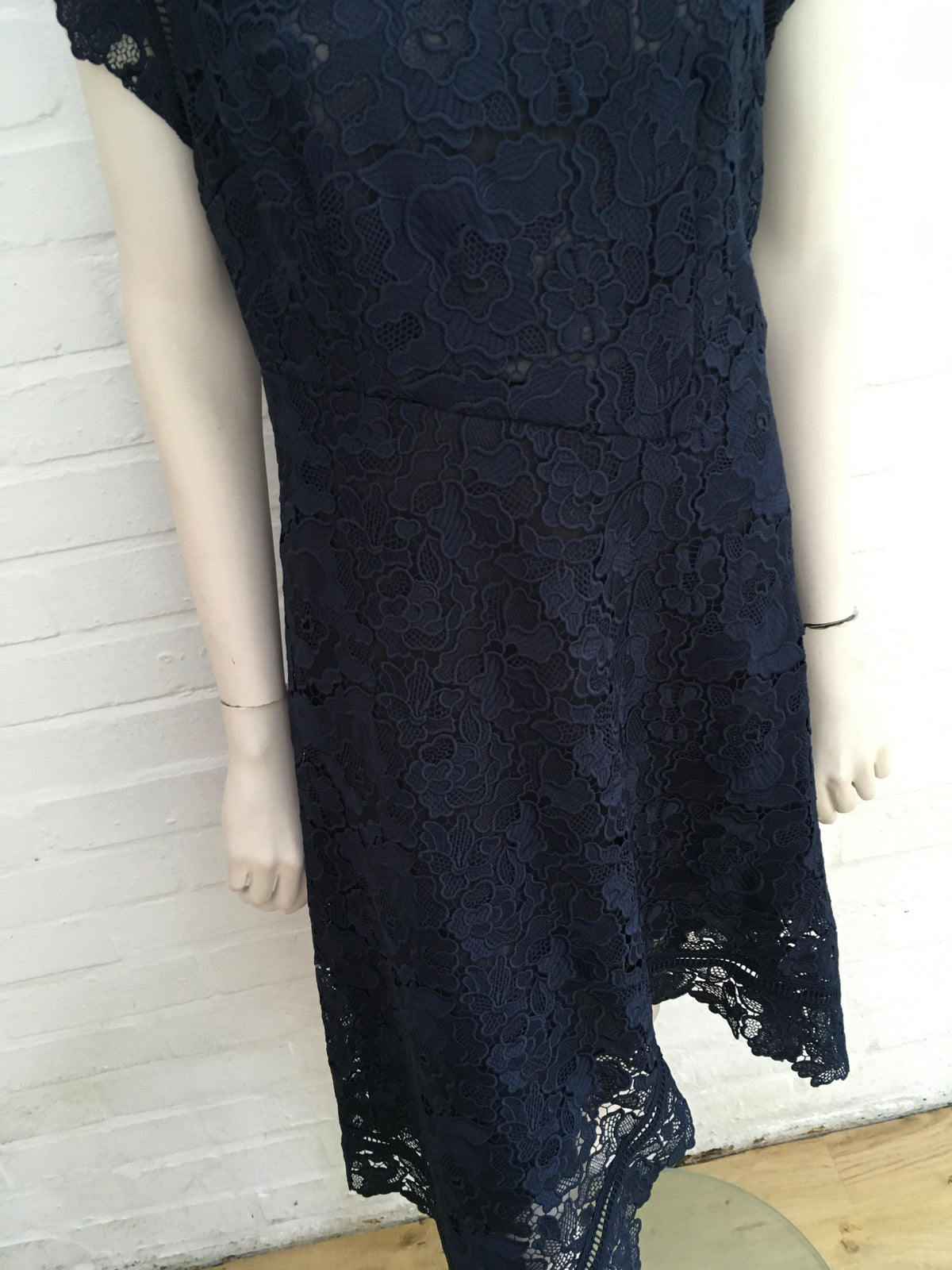 Reiss Lucy Asymmetric Hem Lace Midi Dress Size UK 12 US 8 L large LADIES