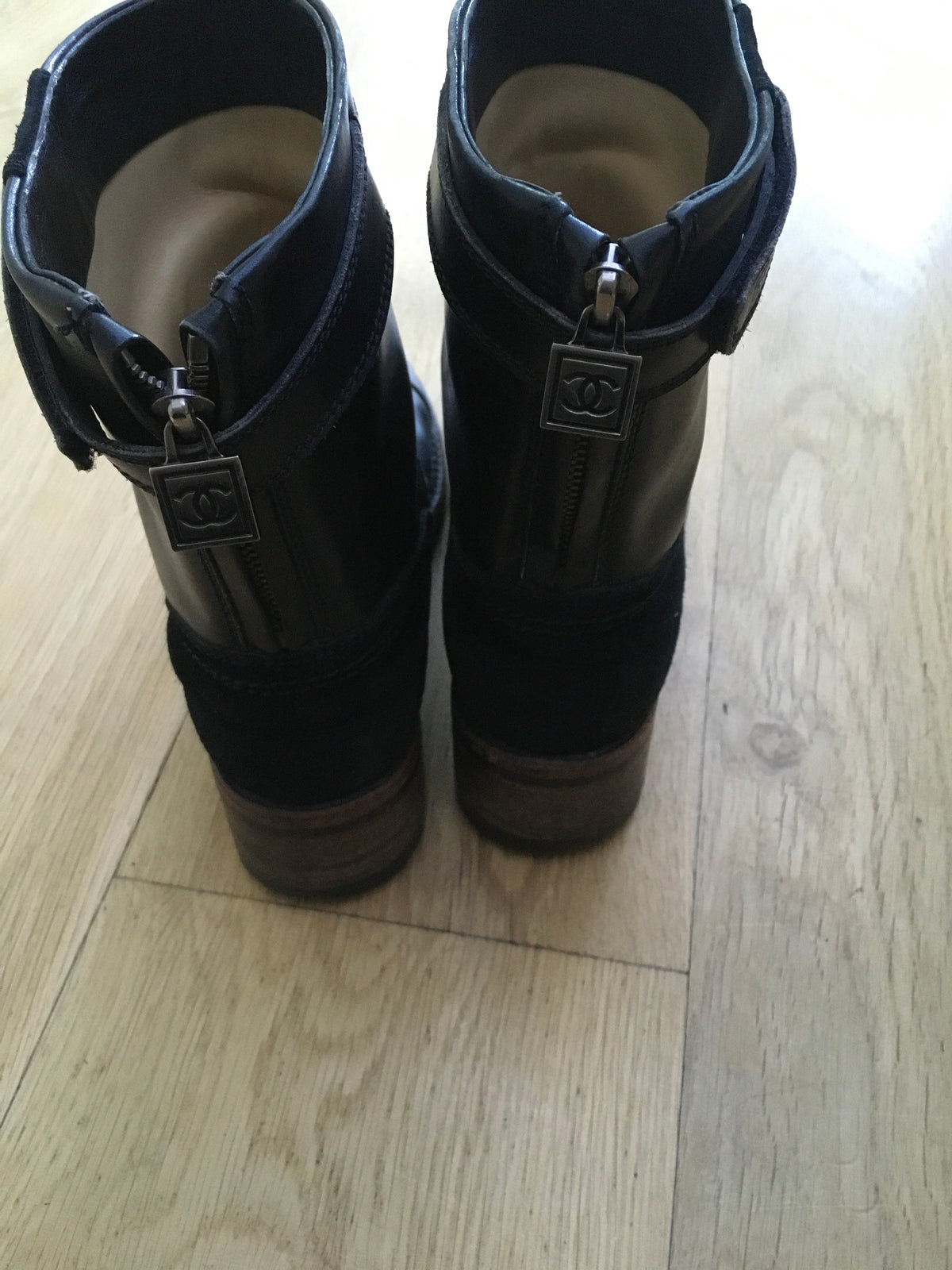 CHANEL Leather CC Black Boots Ankle Boots Leather Booties Size 39 Ladies