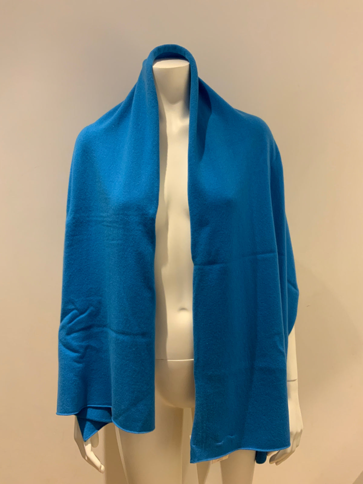 Pringle of Scotland Pure Cashmere Unisex Shall Scarf Blue or Grey ladies