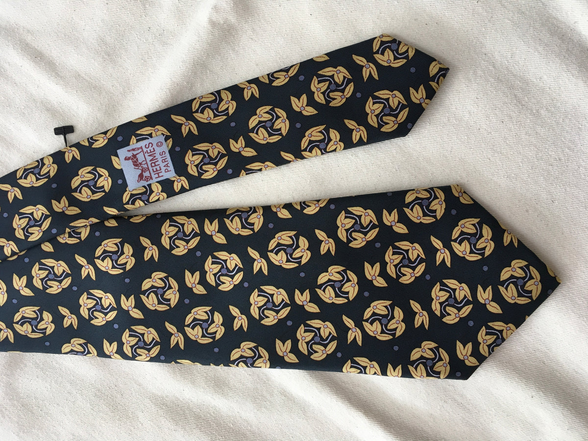 Hermès HERMES Paris Silk Floral Print Tie 7281 MA 100% AUTHENTIC Men