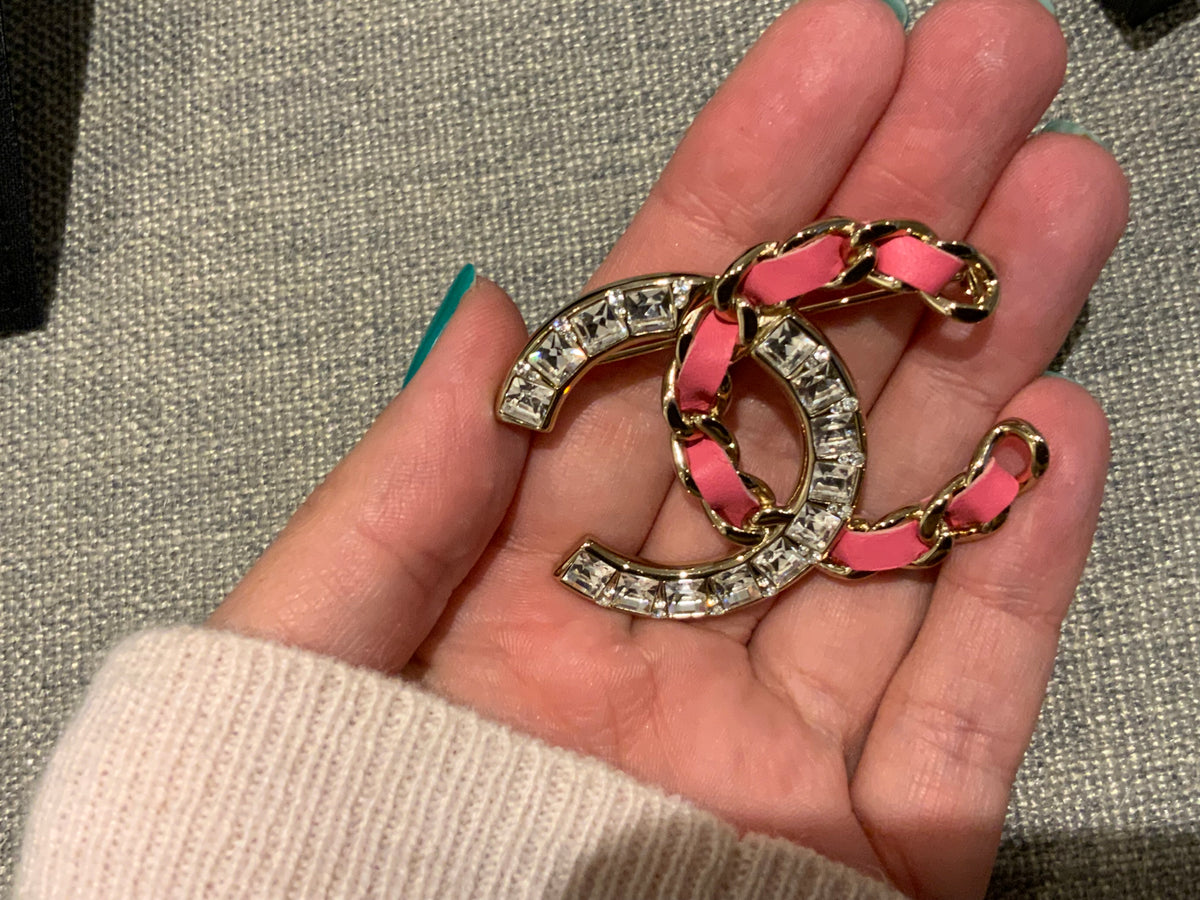 Chanel Lambskin Crystal Chain CC Brooch Pink Leather Gold ladies