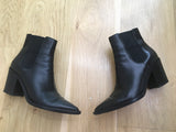 GIANVITO ROSSI 2019 70 leather Chelsea boot booties  Ladies