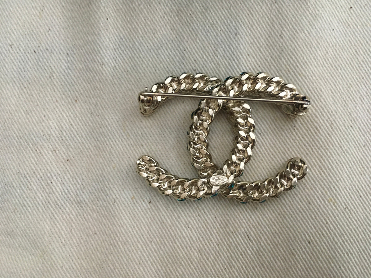 CHANEL Iridescent Crystal CC Brooch Green SOLD OUT Limited Edition Ladies