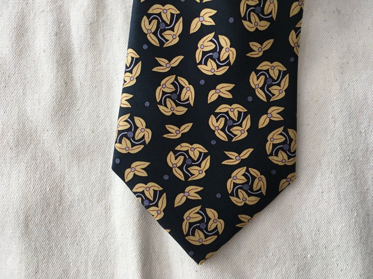 Hermès HERMES Paris Silk Floral Print Tie 7281 MA 100% AUTHENTIC Men