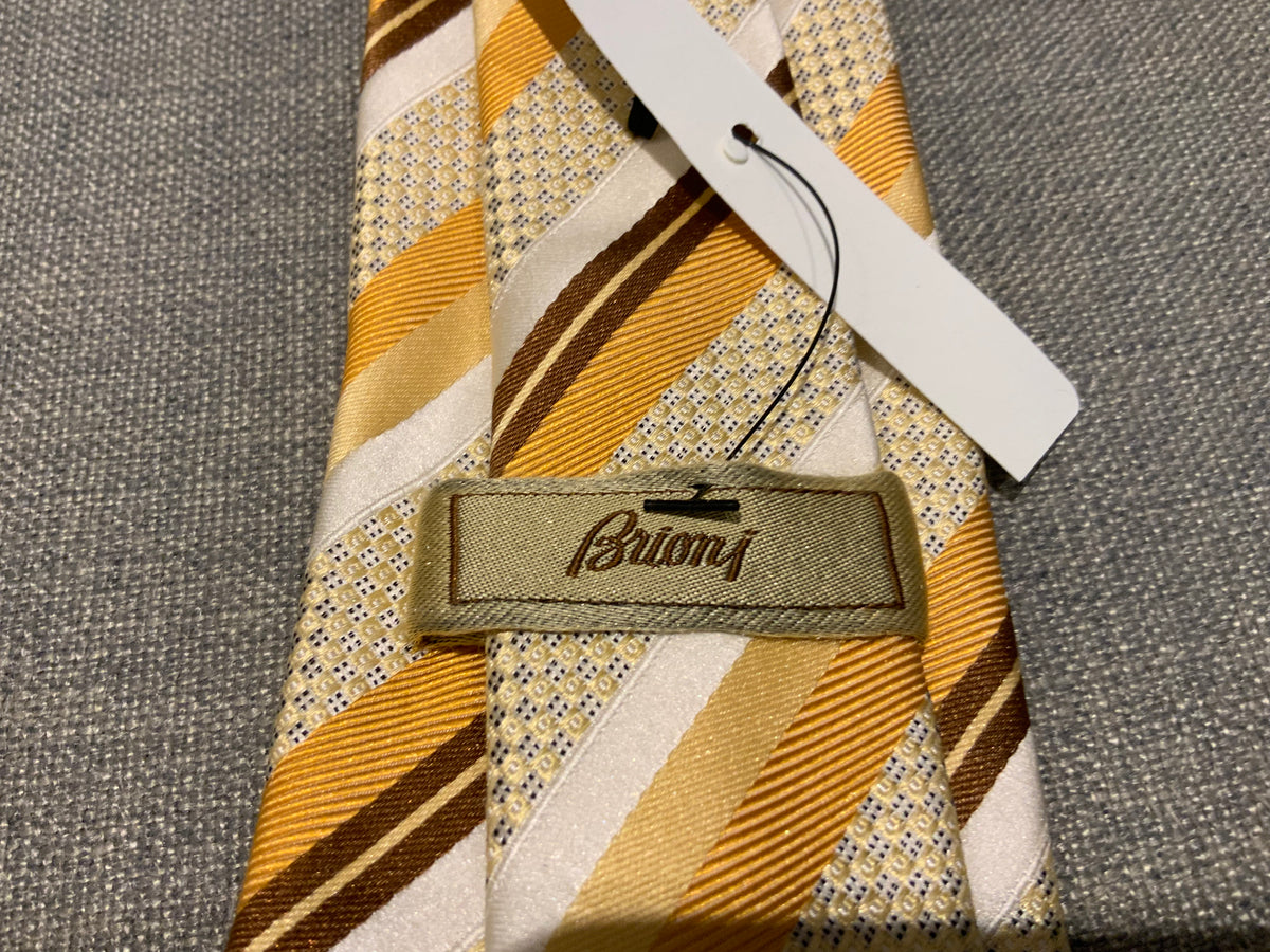 BRIONI Silk Striped Gold Yellow HANDMADE IN ITALY Mens Tie men