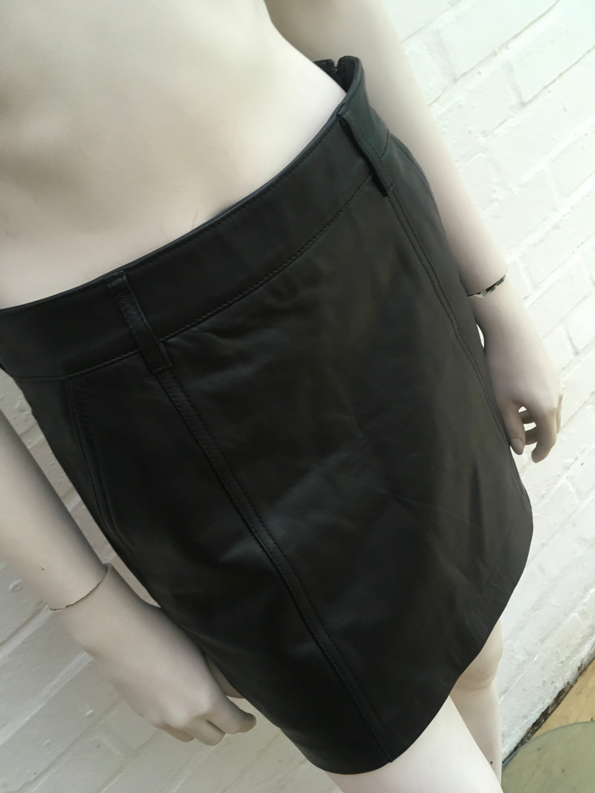 Reiss Womens Mimi Leather Mini Skirt Black Size UK 6 US 2 EU 34 XS LADIES
