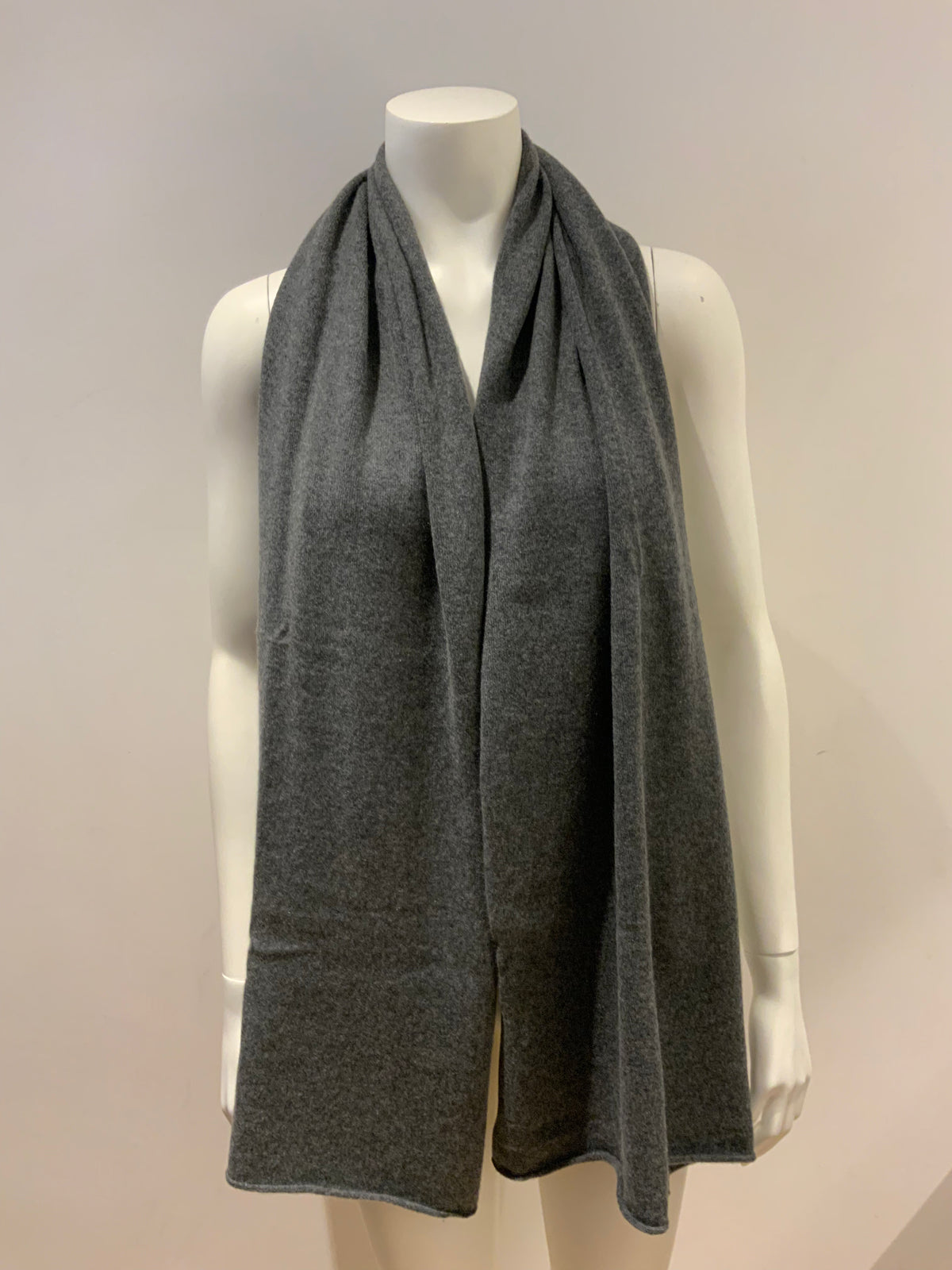 Pringle of Scotland Pure Cashmere Unisex Shall Scarf Blue or Grey ladies