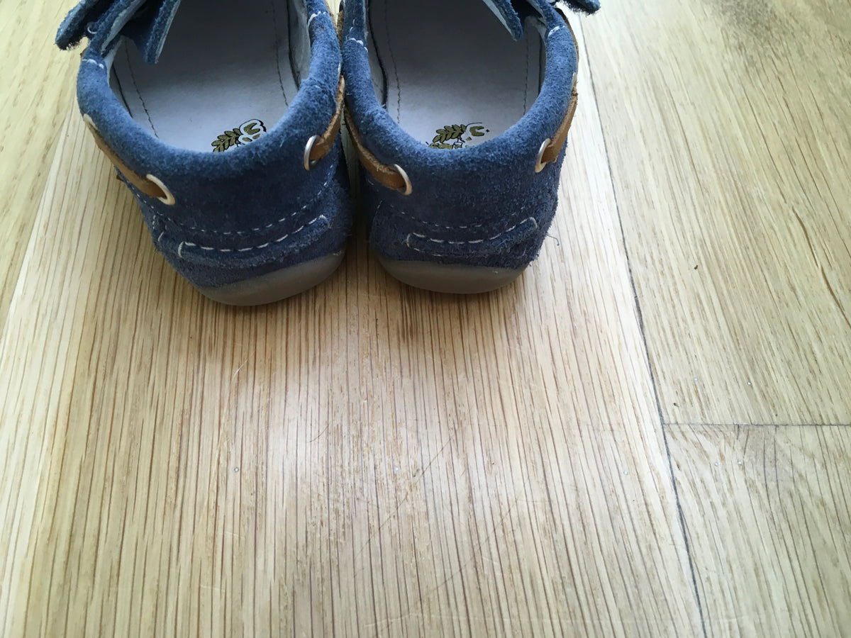 GARVALIN 50 aniversario Boys Shoe Navy Blue Suede Leather Size 20 Children