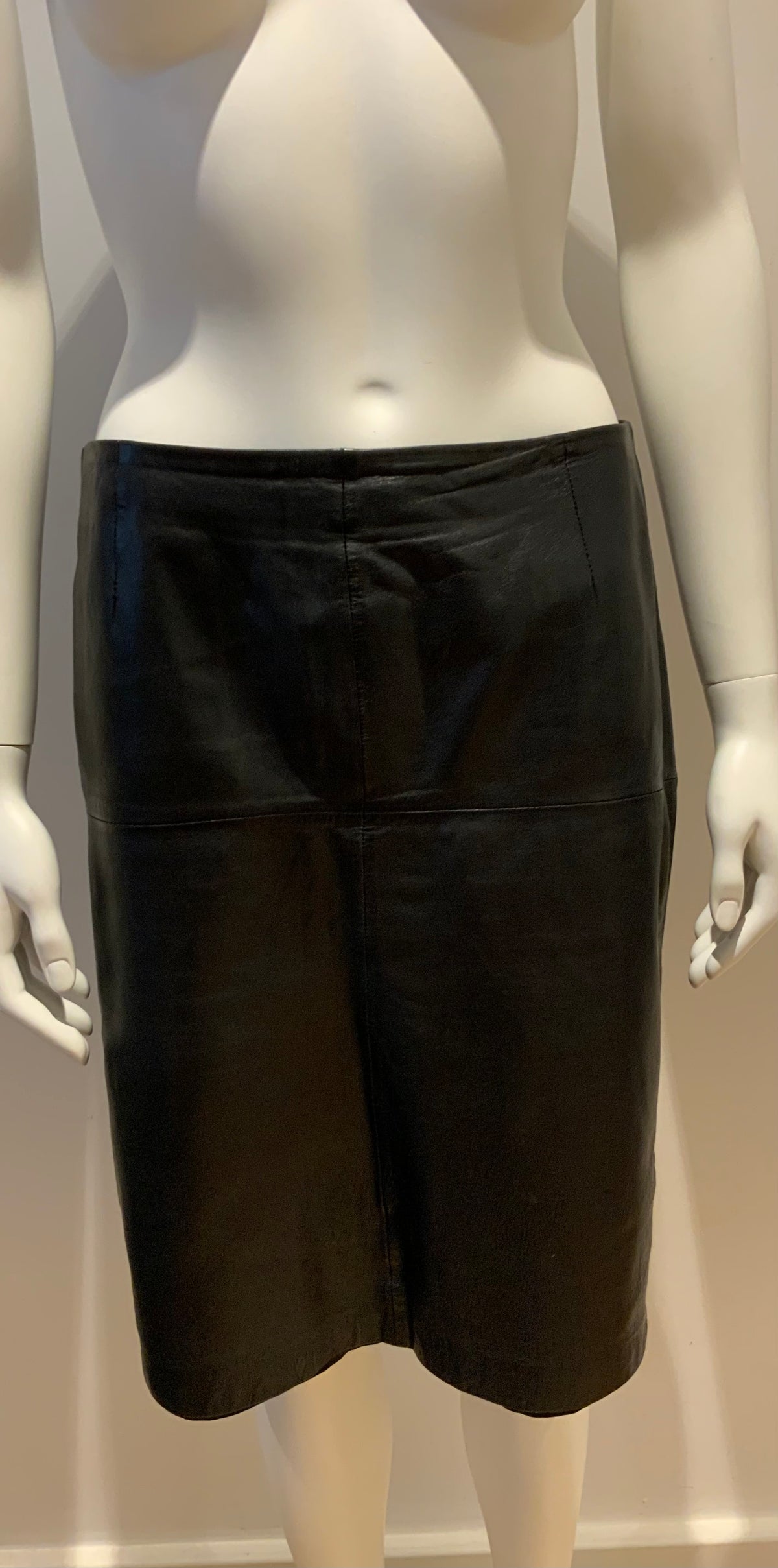 MOST WANTED Boss HUGO BOSS Black Leather Pencil Skirt D 36 UK 8 US 4 I 40 ladies